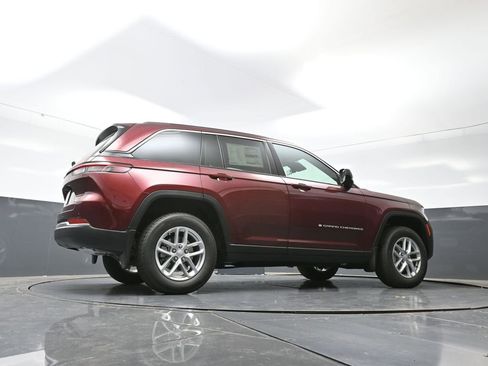 New 2025 Jeep Grand Cherokee Laredo X w/ Luxury Tech Group I image 48