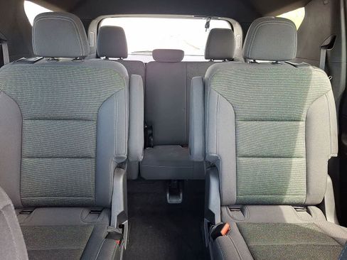 Used 2025 Chevrolet Traverse LT w/ Enhanced Driving Package FWD image 14