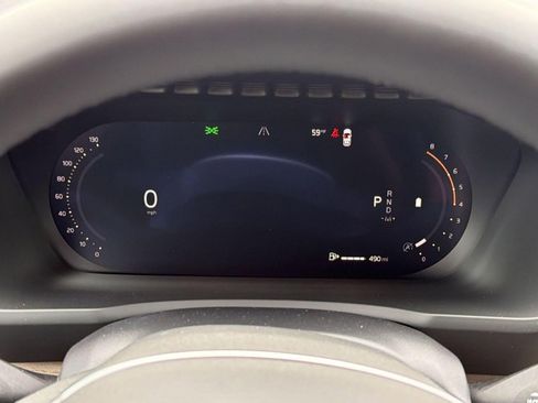 New 2026 Volvo XC90 B5 Plus w/ Protection Package image 18