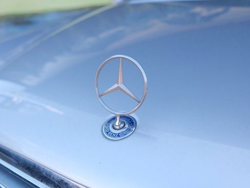 Used 2002 Mercedes-Benz C 320 Sedan image 46