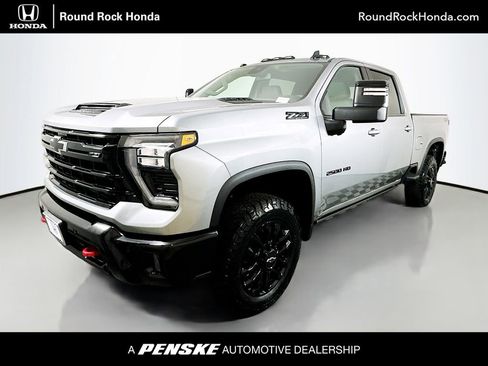 Used 2025 Chevrolet Silverado 2500 LT w/ Trail Boss Package image 1