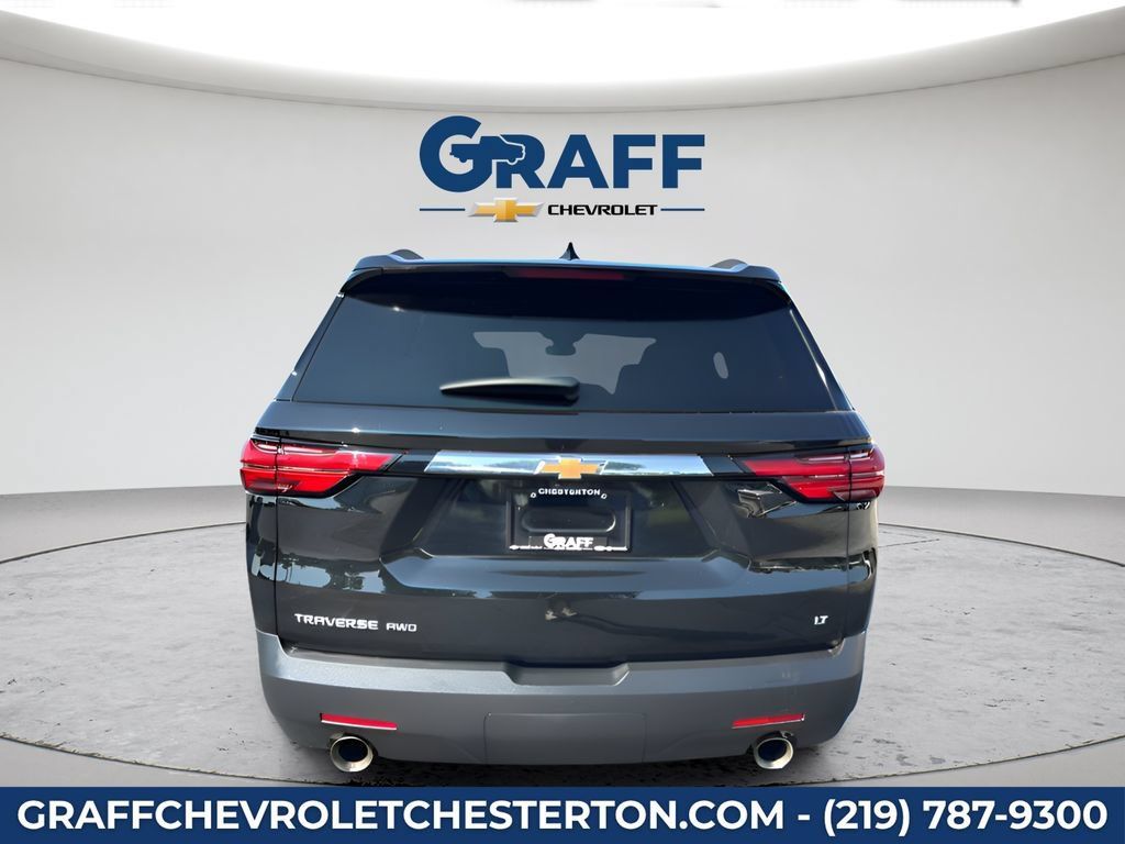 Used 2023 Chevrolet Traverse LT w/ Rear Camera Mirror Package AWD/4WD image 6
