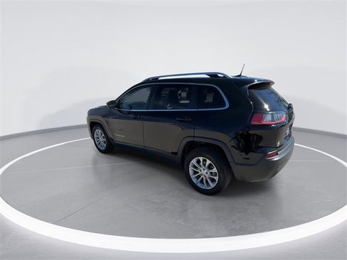 Used 2019 Jeep Cherokee Latitude w/ Popular Appearance Group image 8