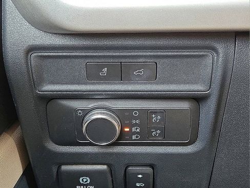 Used 2022 Ford Expedition Max XLT image 26