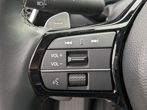 Certified 2025 Acura ADX Base image 21