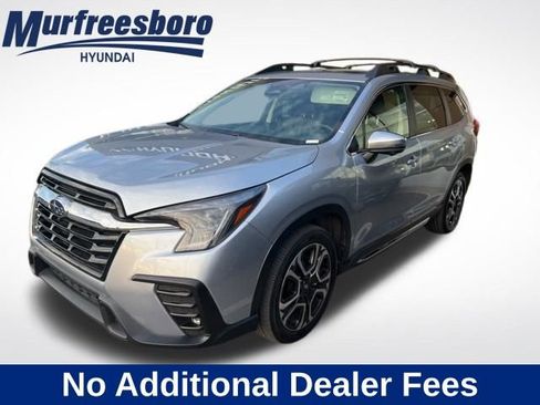 Used 2023 Subaru Ascent Limited w/ Technology Package AWD/4WD image 3