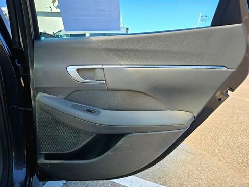 Used 2021 Hyundai Sonata SEL w/ Convenience Package image 43