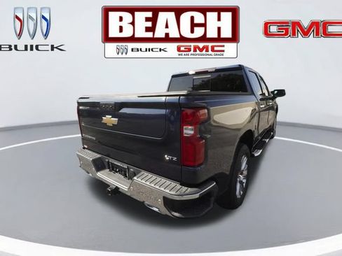Used 2021 Chevrolet Silverado 1500 LTZ AWD/4WD image 3