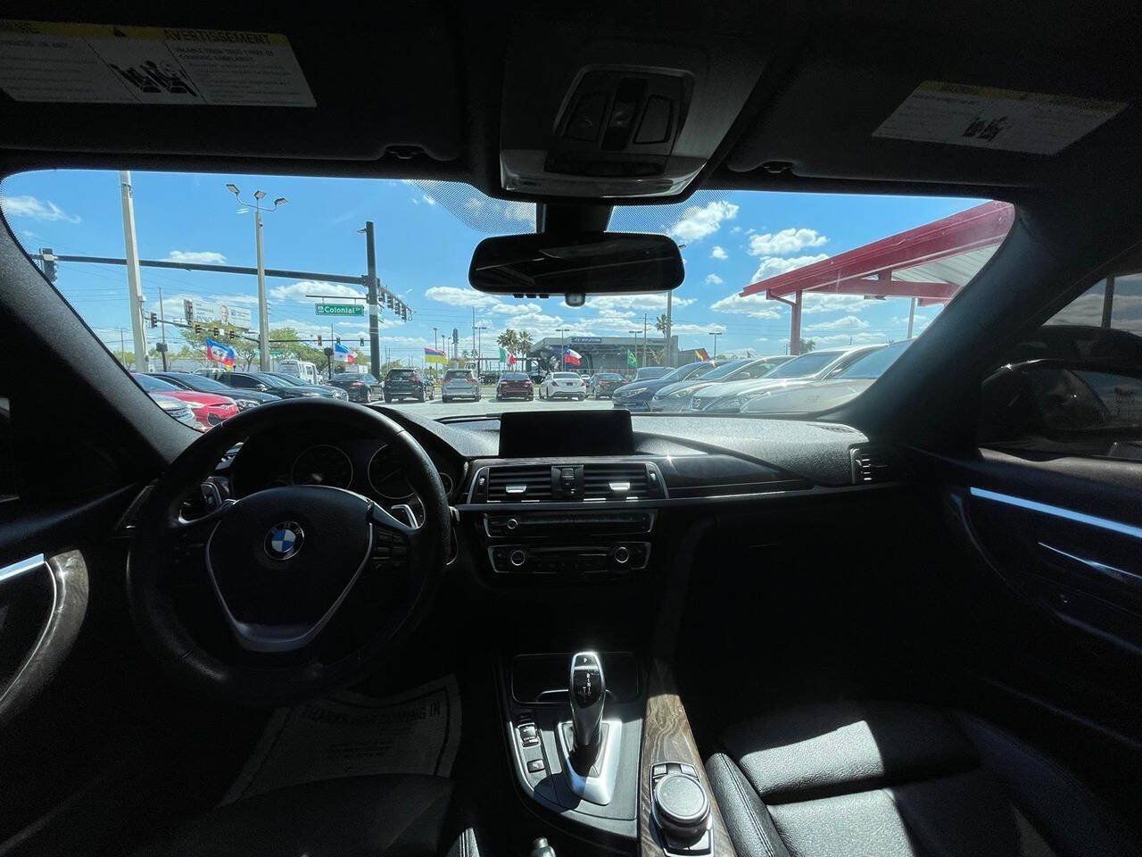 Used 2016 BMW 328i xDrive Sedan AWD/4WD image 11