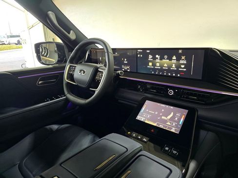 New 2026 INFINITI QX80 SPORT image 30