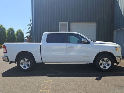 Used 2022 RAM 1500 Big Horn AWD/4WD image 7