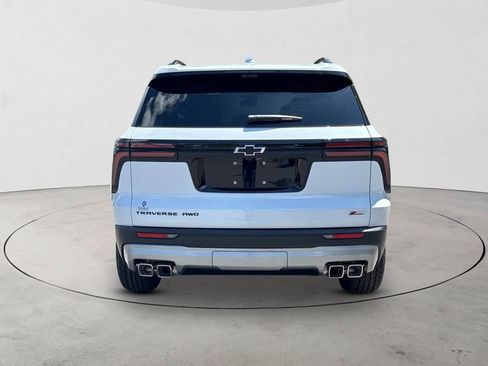 New 2026 Chevrolet Traverse Z71 w/ Enhanced Driving Package AWD/4WD image 6