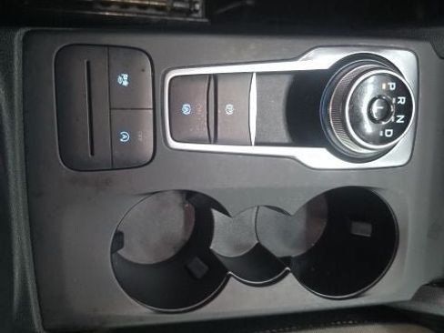 Used 2022 Ford Escape SE w/ Convenience Package FWD image 19
