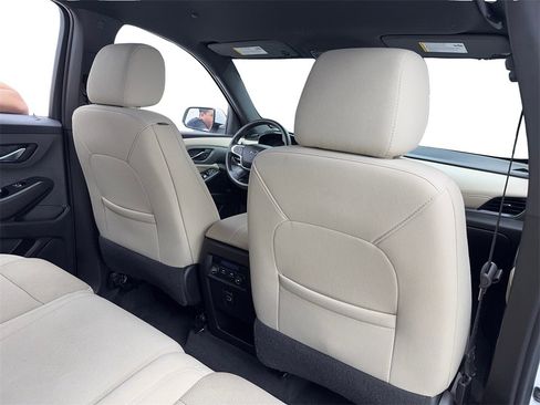 Used 2023 Chevrolet Traverse LS w/ Midnight/Sport Edition image 45
