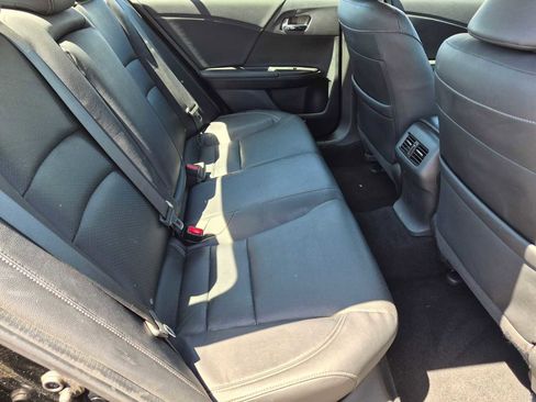 Certified 2017 Honda Accord EX-L image 16