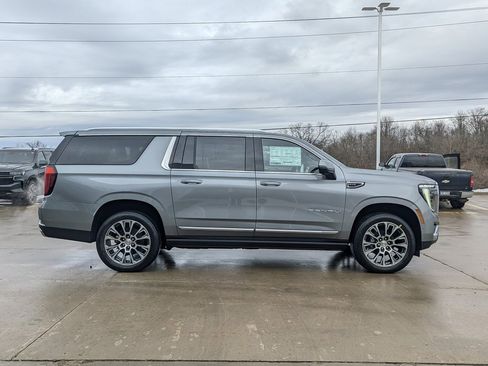 New 2026 GMC Yukon XL Denali w/ Denali Reserve Package image 6