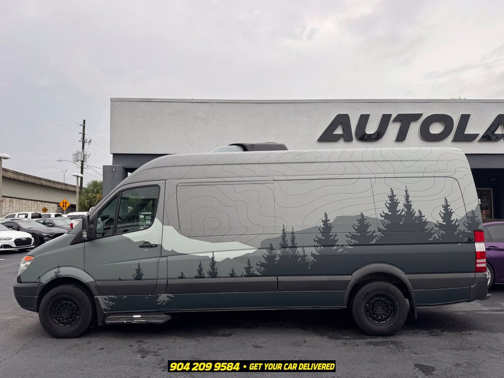 Used 2011 Mercedes-Benz Sprinter 2500 image 3