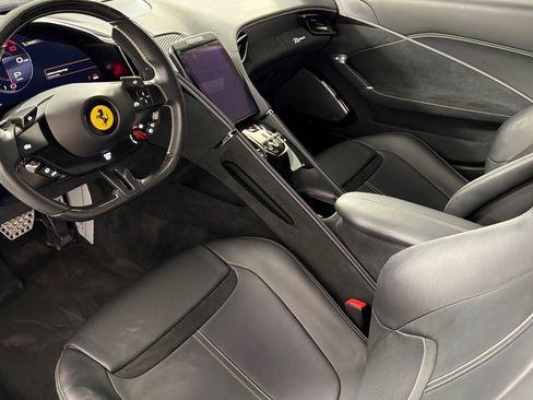 Used 2021 Ferrari Roma RWD image 9