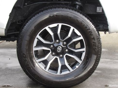 Certified 2023 Toyota Tacoma TRD Sport w/ TRD Premium Sport Package image 35