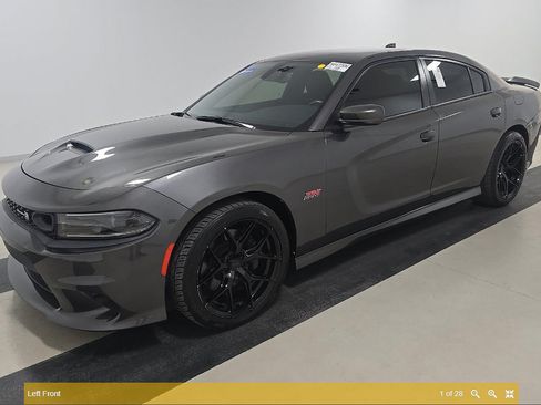 Used 2022 Dodge Charger Scat Pack RWD image 2