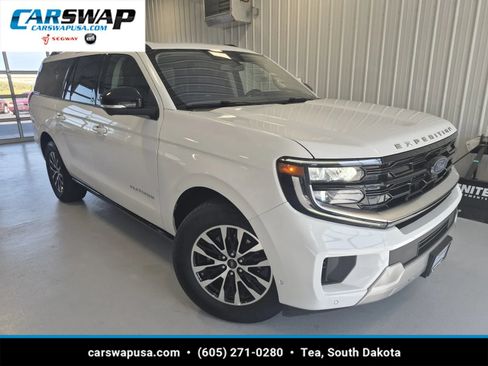 Used 2025 Ford Expedition Max Platinum AWD/4WD image 1
