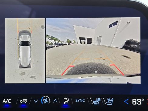 Certified 2025 Chevrolet Tahoe Premier AWD/4WD image 29
