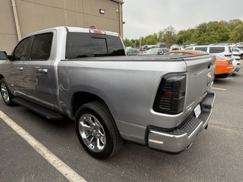 Used 2022 RAM 1500 Big Horn AWD/4WD image 3