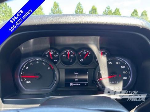 Used 2022 Chevrolet Silverado 2500 W/T w/ WT Convenience Package image 18