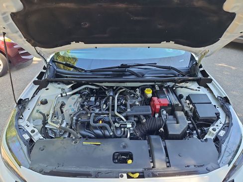 Used 2024 Nissan Sentra SV FWD image 32