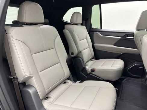 New 2026 GMC Acadia Elevation w/ Elevation Premium Package FWD image 40