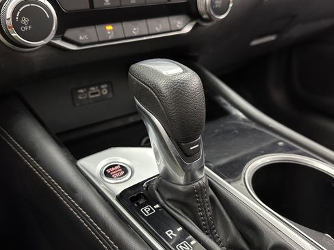 Used 2023 Nissan Altima 2.5 SV image 14