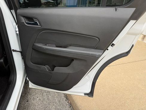 Used 2016 Chevrolet Equinox LS w/ LPO, Protection Package FWD image 36