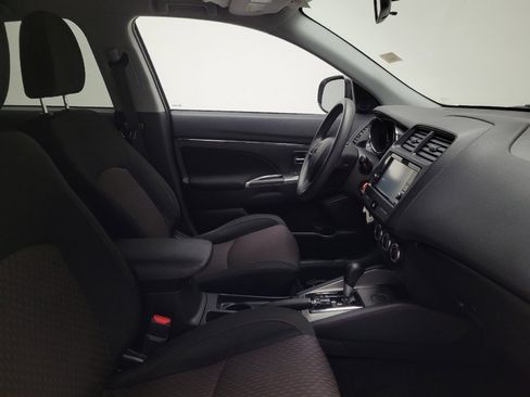 Used 2018 Mitsubishi Outlander Sport ES image 21