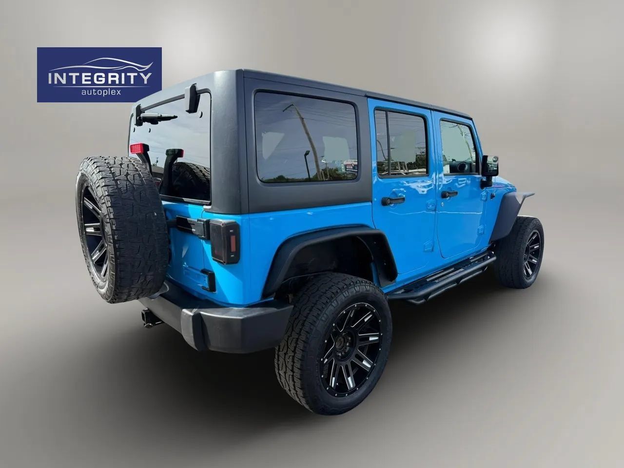 Used 2017 Jeep Wrangler Unlimited Rubicon w/ Dual Top Group AWD/4WD image 5