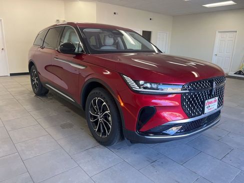 New 2026 Lincoln Nautilus Premier w/ Equipment Group 102A AWD/4WD image 4