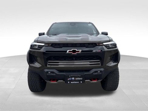 Used 2024 Chevrolet Colorado ZR2 w/ ZR2 Convenience Package III AWD/4WD image 5