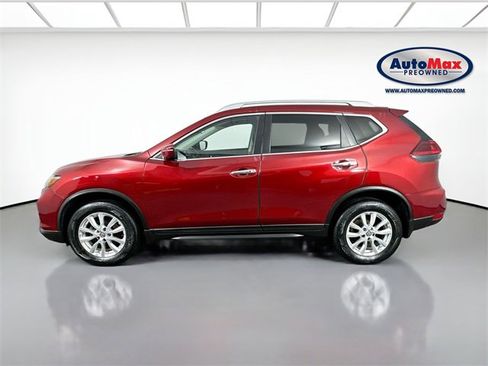Used 2018 Nissan Rogue SV image 8