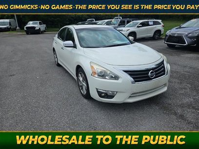 Used 2015 Nissan Altima 2.5 SL w/ Moonroof Package