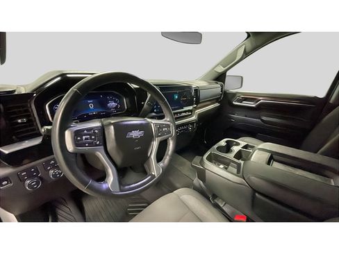 Used 2024 Chevrolet Silverado 1500 RST AWD/4WD image 11
