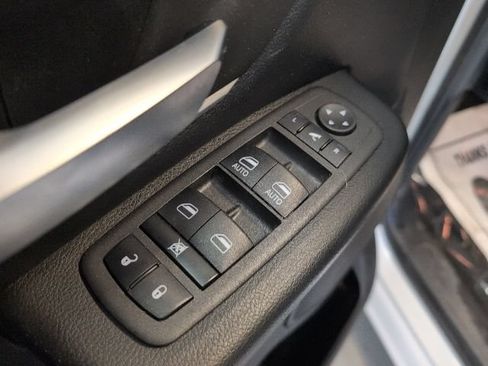 Used 2023 RAM 1500 Big Horn AWD/4WD image 14