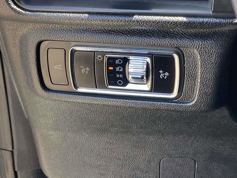 Used 2023 Lincoln Corsair FWD w/ Equipment Group 101A image 30