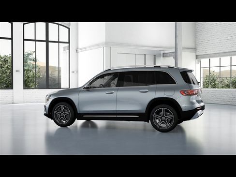 New 2026 Mercedes-Benz GLB 250 4MATIC image 27
