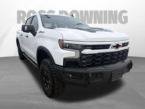 Used 2023 Chevrolet Silverado 1500 ZR2 w/ ZR2 Bison Edition AWD/4WD image 3