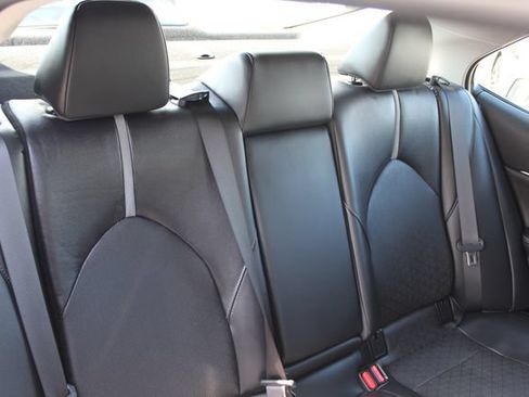 Used 2021 Toyota Camry XSE FWD image 27