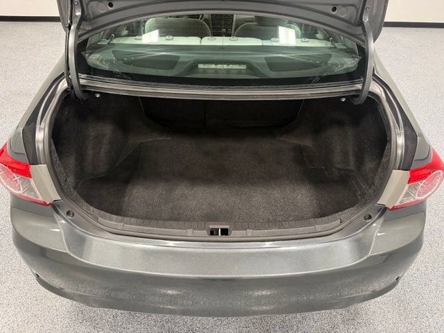 Used 2013 Toyota Corolla L FWD image 22