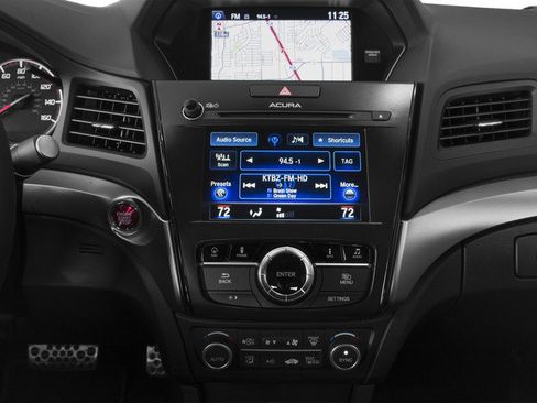 Used 2016 Acura ILX FWD image 9