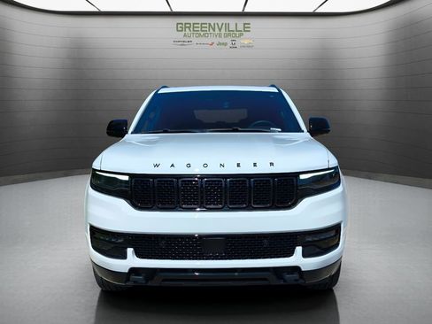Used 2024 Jeep Wagoneer Series II image 13