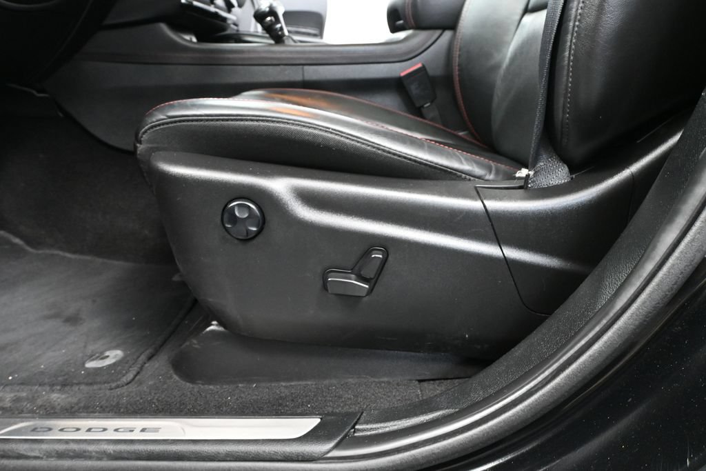 Used 2024 Dodge Durango R/T AWD/4WD image 17
