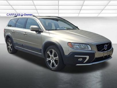 Used 2015 Volvo XC70 T6 w/ Proximity Package