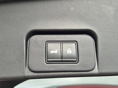 Used 2021 Nissan Rogue SV w/ Premium Package FWD image 12